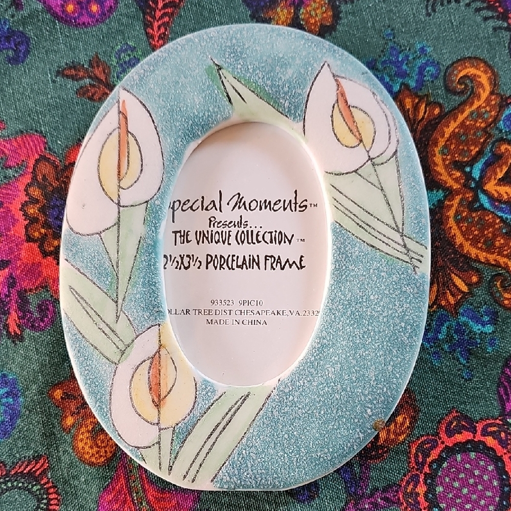 Special Moments Porcelain Frame - Blue and White